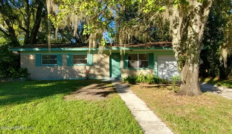 7567 Sharbeth Drive S Jacksonville FL 32210