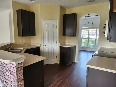 9194 Prosperity Lake Drive Jacksonville FL 32244