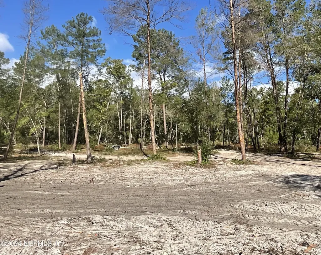 101 New Jersey Street Satsuma FL 32189