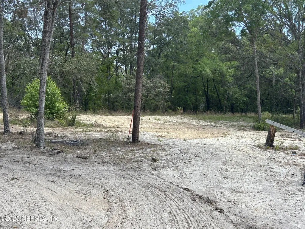 101 New Jersey Street Satsuma FL 32189