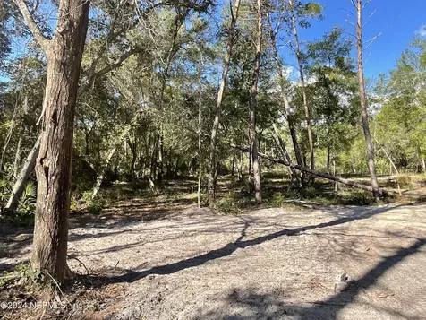 101 New Jersey Street Satsuma FL 32189