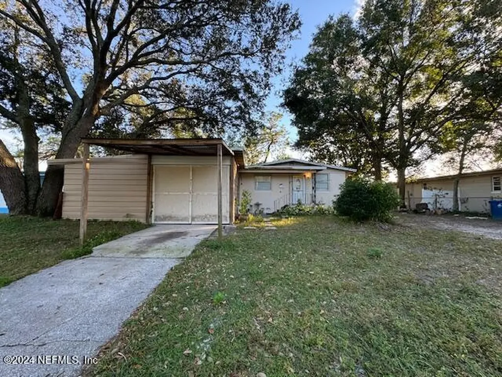 6204 Regiment Drive Jacksonville FL 32277