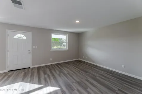 11427 Harlan Drive Jacksonville FL 32218