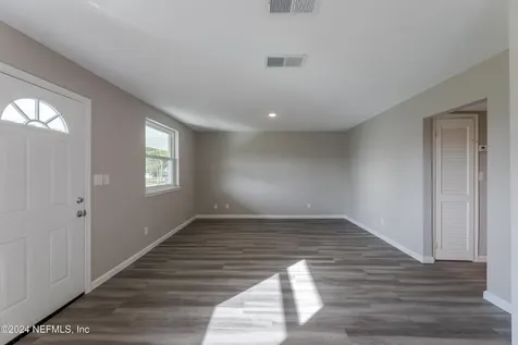 11427 Harlan Drive Jacksonville FL 32218