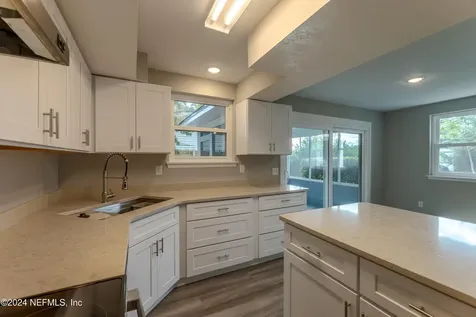 11427 Harlan Drive Jacksonville FL 32218