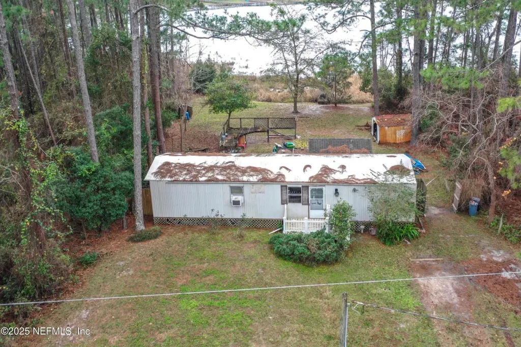 133 Mullis Avenue Interlachen FL 32148