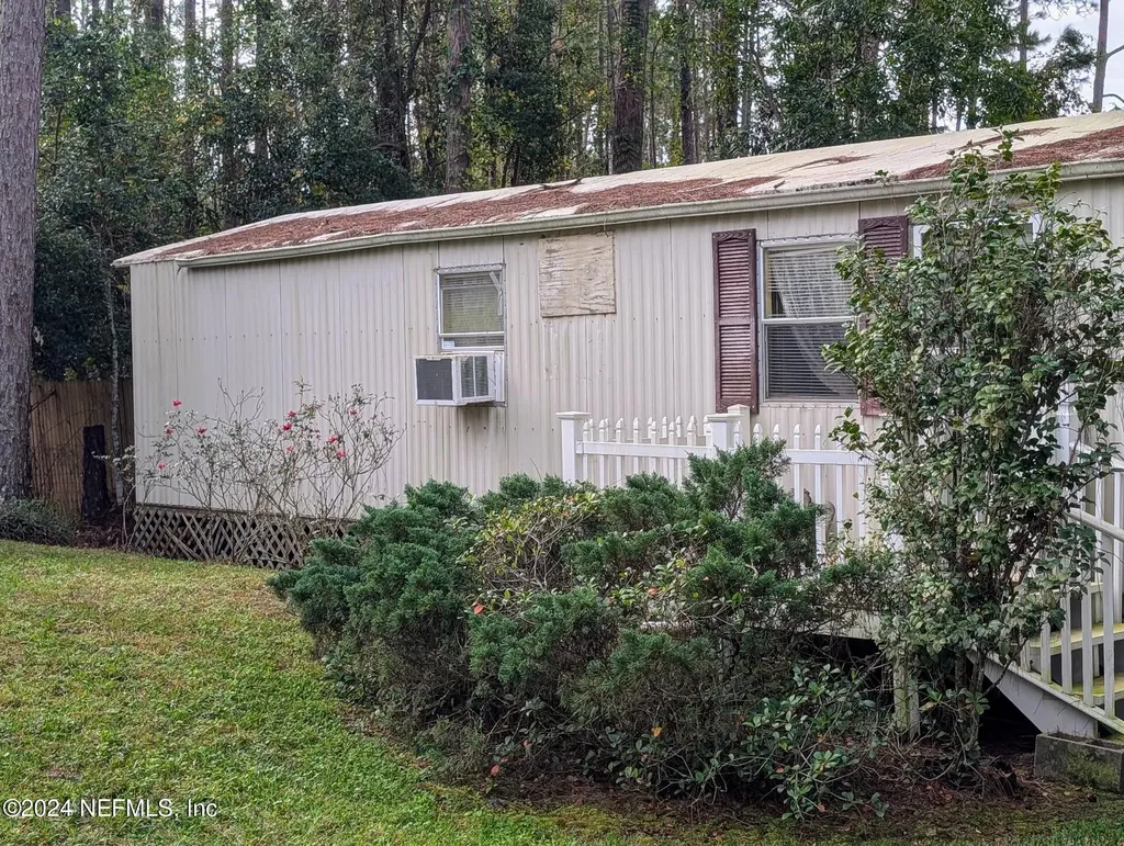 133 Mullis Avenue Interlachen FL 32148