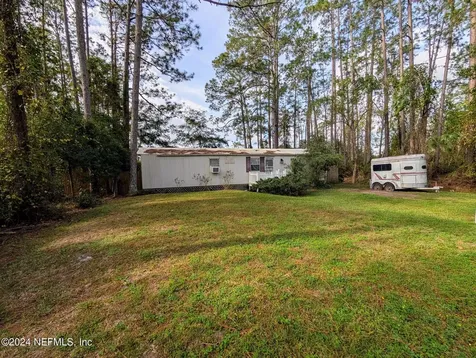 133 Mullis Avenue Interlachen FL 32148