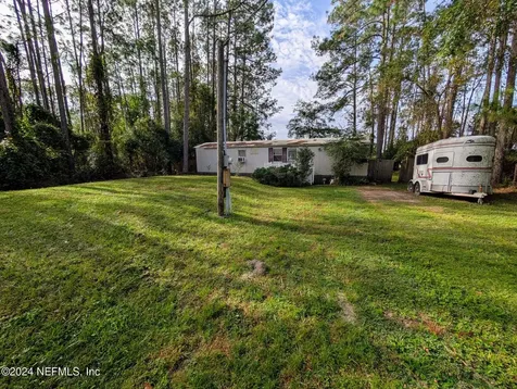 133 Mullis Avenue Interlachen FL 32148