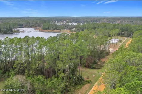 133 Mullis Avenue Interlachen FL 32148