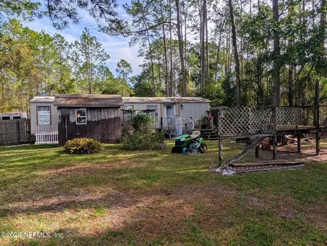 133 Mullis Avenue Interlachen FL 32148