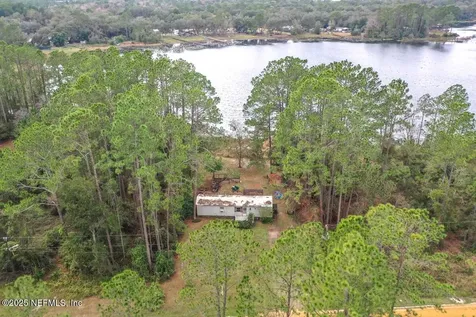 133 Mullis Avenue Interlachen FL 32148