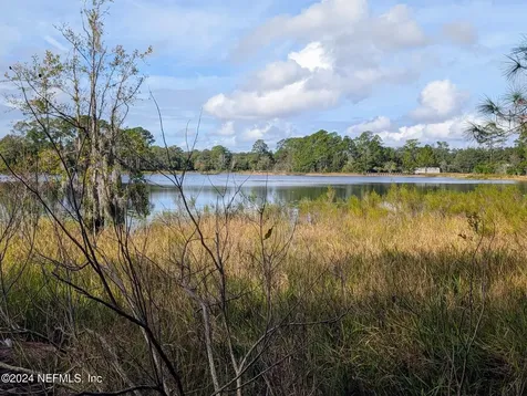 133 Mullis Avenue Interlachen FL 32148