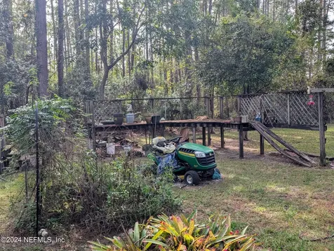 133 Mullis Avenue Interlachen FL 32148