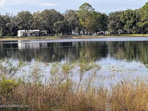 133 Mullis Avenue Interlachen FL 32148