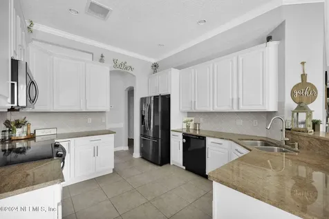 3683 Red Hawk Court Green Cove Springs FL 32043