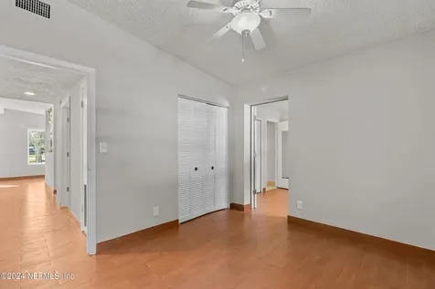 1736 Louvre Drive Jacksonville FL 32221