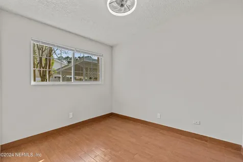 1736 Louvre Drive Jacksonville FL 32221