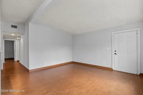 1736 Louvre Drive Jacksonville FL 32221