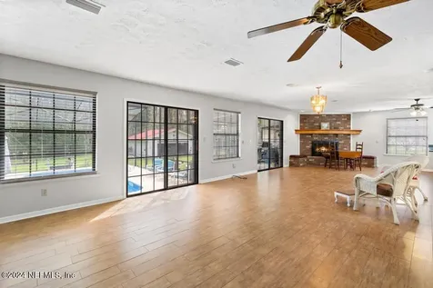 162 Pioneer Trail Green Cove Springs FL 32043