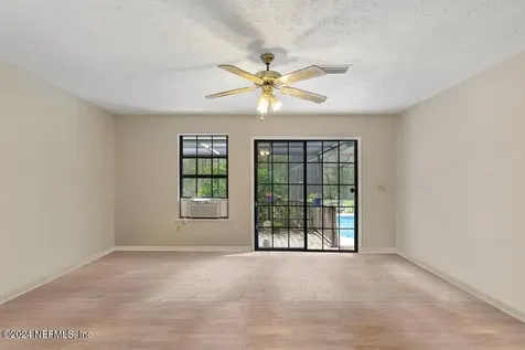 162 Pioneer Trail Green Cove Springs FL 32043