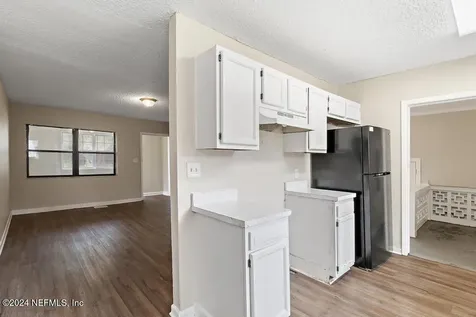 6608 Gillislee Drive W Jacksonville FL 32209