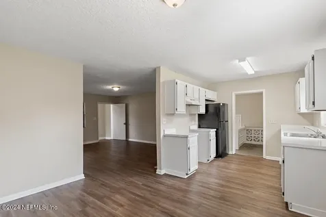 6608 Gillislee Drive W Jacksonville FL 32209