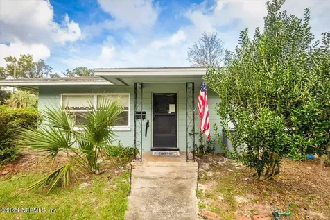 8403 Starwan Road S Jacksonville FL 32211