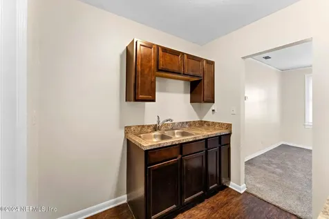 2738 Gilmore Street Jacksonville FL 32205