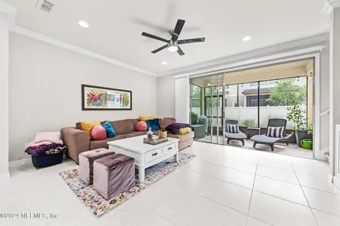 7010 Buroak Court Jacksonville FL 32258