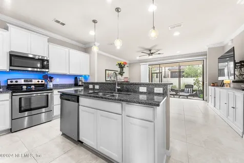 7010 Buroak Court Jacksonville FL 32258