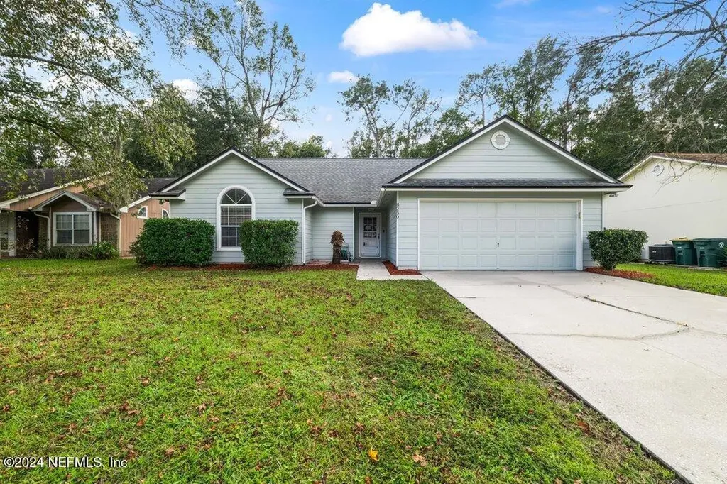 8250 Lakemont Drive Jacksonville FL 32216