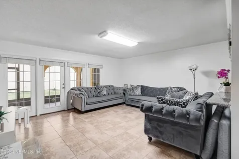 3857 Mission Drive Jacksonville FL 32217
