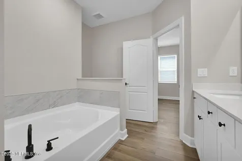 3983 Gareys Ferry Way Middleburg FL 32068