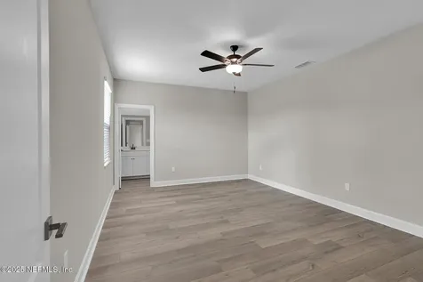3979 Gareys Ferry Way Middleburg FL 32068