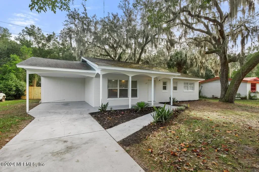 103 Crestwood Avenue Palatka FL 32177
