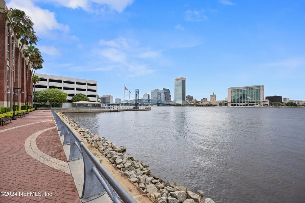 1431 Riverplace Boulevard Jacksonville FL 32207