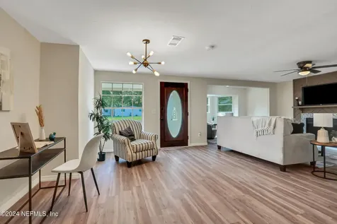 10583 Gailwood Circle E Jacksonville FL 32218