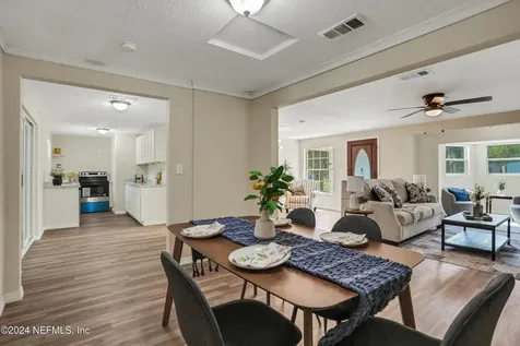10583 Gailwood Circle E Jacksonville FL 32218