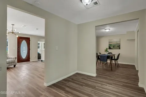 10583 Gailwood Circle E Jacksonville FL 32218