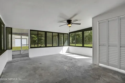 10583 Gailwood Circle E Jacksonville FL 32218