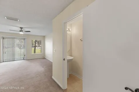 7721 Highchair Lane Jacksonville FL 32210
