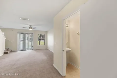 7721 Highchair Lane Jacksonville FL 32210