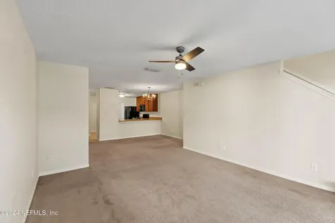 7721 Highchair Lane Jacksonville FL 32210