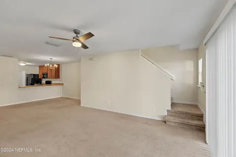 7721 Highchair Lane Jacksonville FL 32210
