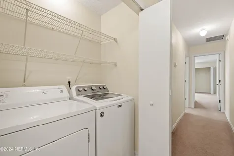 7721 Highchair Lane Jacksonville FL 32210