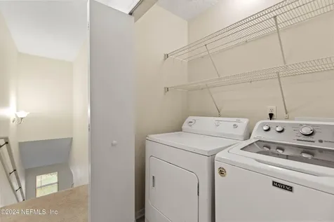 7721 Highchair Lane Jacksonville FL 32210