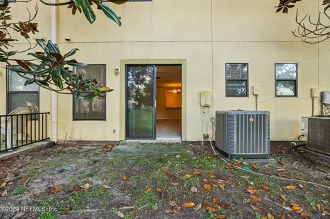 7721 Highchair Lane Jacksonville FL 32210