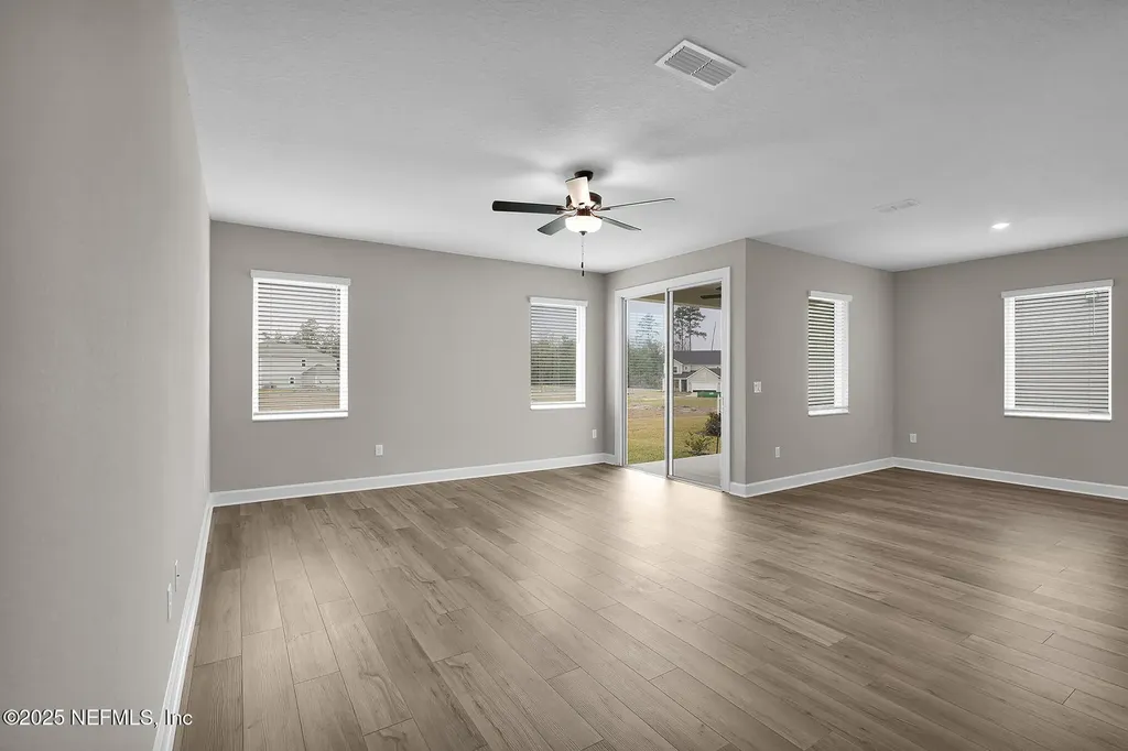 3961 Gareys Ferry Way Middleburg FL 32043