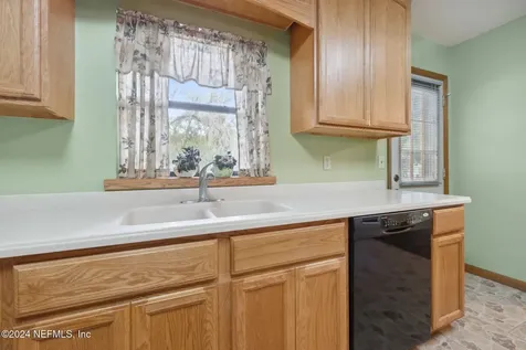 5614 Norde Drive W Jacksonville FL 32244